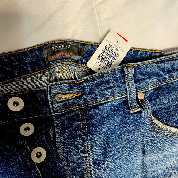 Torrid Jeans - Picture 2 of 8